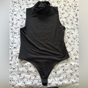 Smash+Tess Halter Bodysuit in Black Size Small